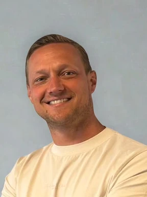 Recruiter img